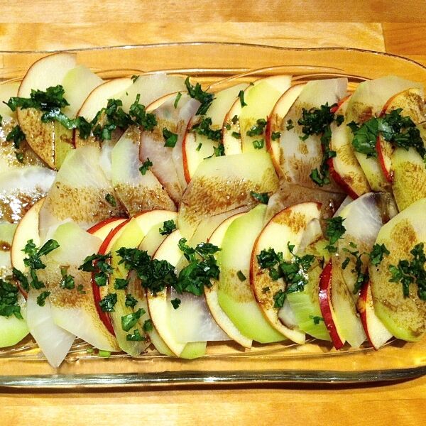 Winterkohlrabi-Apfel-Carpaccio