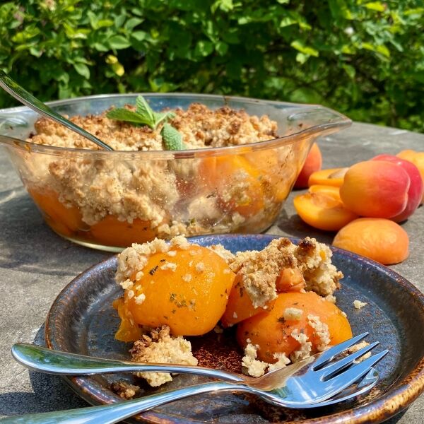 Aprikosen-Minz-Crumble